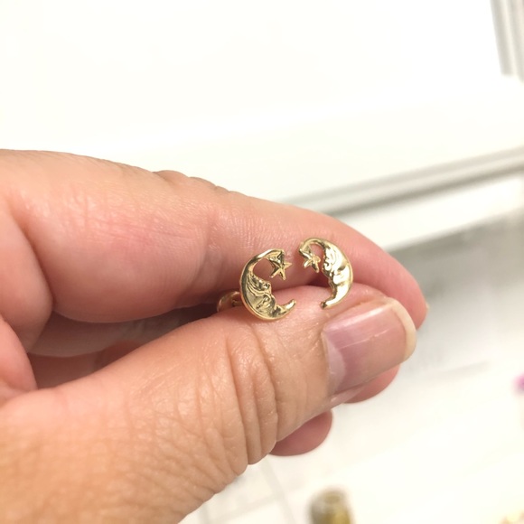 18k Gold Filled Half Moon & Star Earrings - Picture 3 of 9